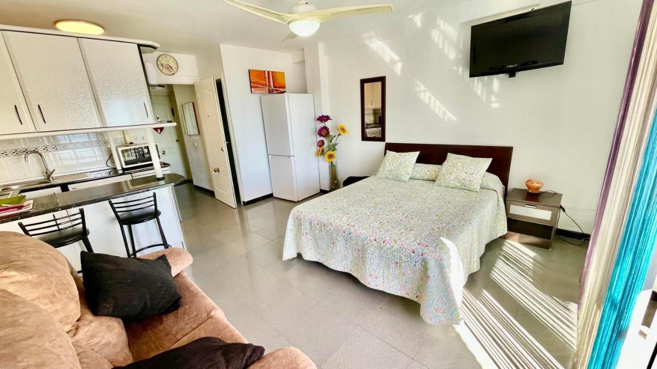 Appartement Bulto Carihuela à Torremolinos Extérieur photo